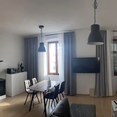 Apartment Elena *